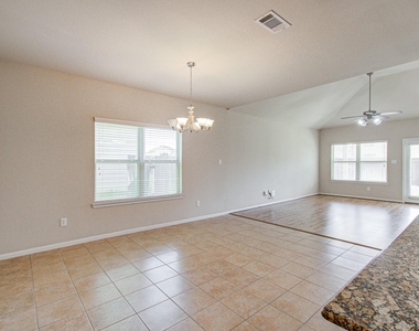 1936 Acaciawood Way - Photo Thumbnail 10