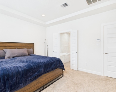 2761 Clinton Drive - Photo Thumbnail 18