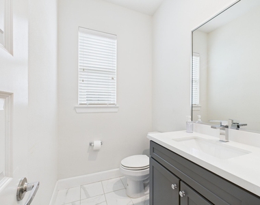 2761 Clinton Drive - Photo Thumbnail 13