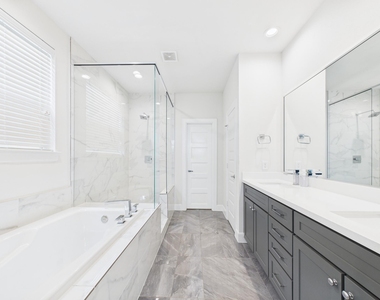 2761 Clinton Drive - Photo Thumbnail 19