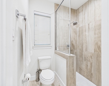 2761 Clinton Drive - Photo Thumbnail 30
