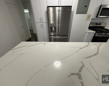 East 89th Street - Photo Thumbnail 4