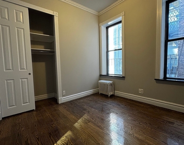 East 23rd Street - Photo Thumbnail 2