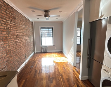 East 11th Street - Photo Thumbnail 1