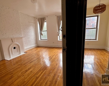 1225 Fulton Street - Photo Thumbnail 3