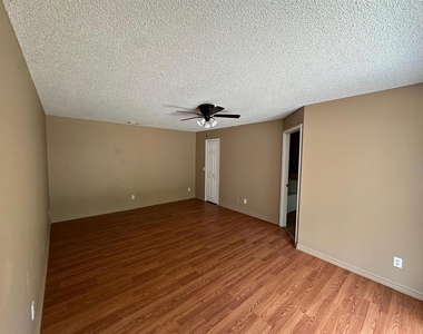 1730 Sumatra Avenue - Photo Thumbnail 7