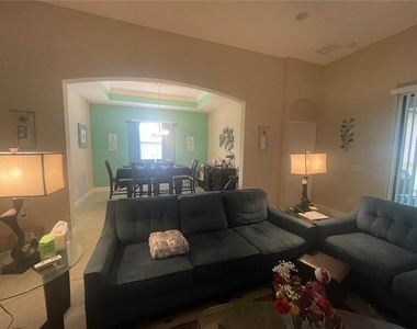 824 Vino Verde Circle - Photo Thumbnail 5