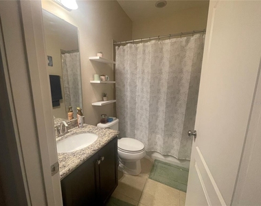 824 Vino Verde Circle - Photo Thumbnail 8