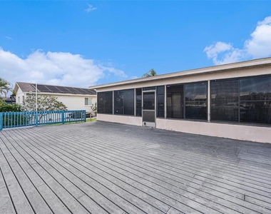 909 Chipaway Drive - Photo Thumbnail 19