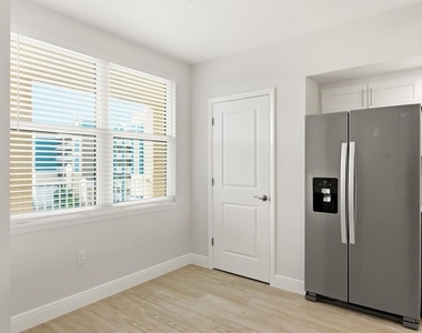 960 Starkey Road - Photo Thumbnail 18
