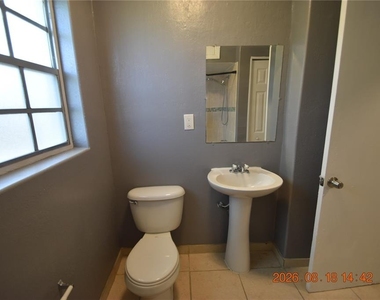 212 N Clearview Avenue - Photo Thumbnail 43