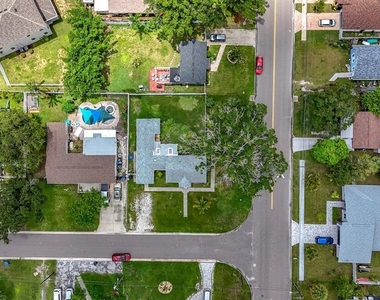 2122 52nd Avenue N - Photo Thumbnail 58