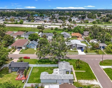 2122 52nd Avenue N - Photo Thumbnail 62