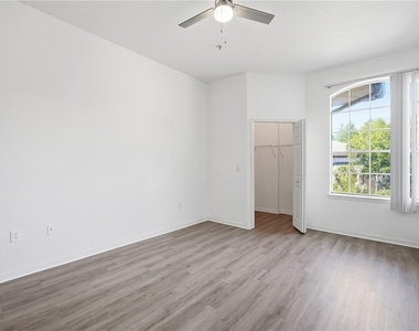 17101 Carrington Park Drive - Photo Thumbnail 12