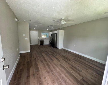 7120 Grevilla Avenue S - Photo Thumbnail 2