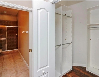 7633 Wimpole Drive - Photo Thumbnail 7