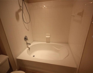4221 W Spruce Street - Photo Thumbnail 8