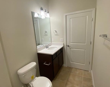 5060 Sparkling Water Way - Photo Thumbnail 18