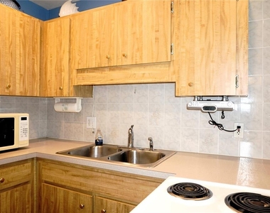 4330 Tahitian Gardens Circle - Photo Thumbnail 12