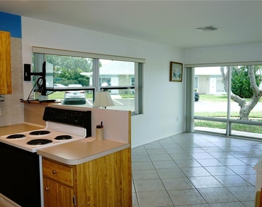4330 Tahitian Gardens Circle - Photo Thumbnail 13