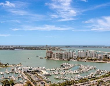 33 S Palm Avenue - Photo Thumbnail 32