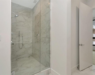 33 S Palm Avenue - Photo Thumbnail 15