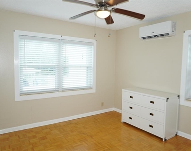 809 W Park Avenue - Photo Thumbnail 7