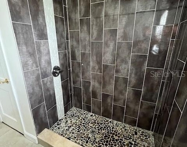 2506 W Union Street - Photo Thumbnail 7