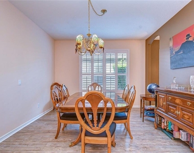 3246 Stonebridge Trail - Photo Thumbnail 6