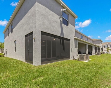2908 Evergreen Elm Pass - Photo Thumbnail 8