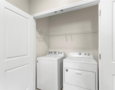 2908 Evergreen Elm Pass - Photo Thumbnail 26