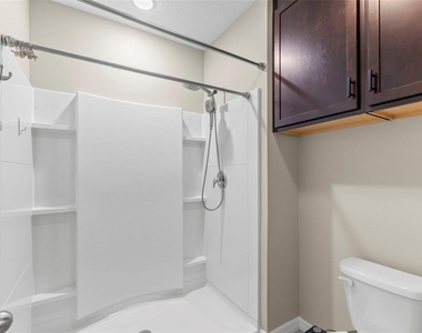 2908 Evergreen Elm Pass - Photo Thumbnail 21