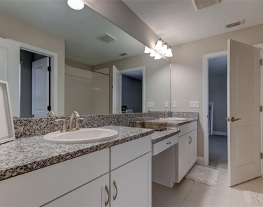 13118 Jeter Creek Drive - Photo Thumbnail 2