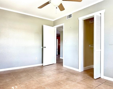 18007 Gulf Boulevard - Photo Thumbnail 12