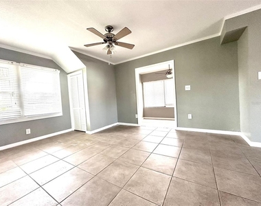 18007 Gulf Boulevard - Photo Thumbnail 14