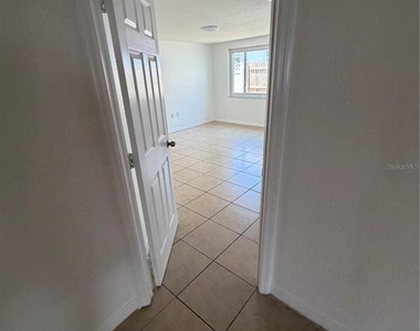 7619 Summertree Lane - Photo Thumbnail 14