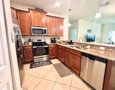 15232 Pacey Cove Drive - Photo Thumbnail 4