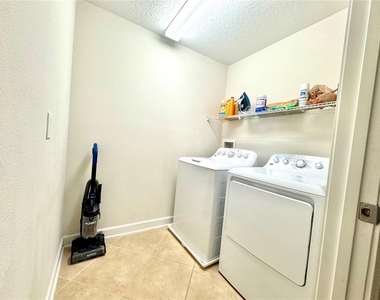 15232 Pacey Cove Drive - Photo Thumbnail 16