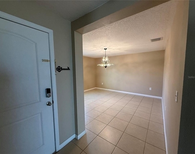820 Chatham Walk Drive - Photo Thumbnail 7