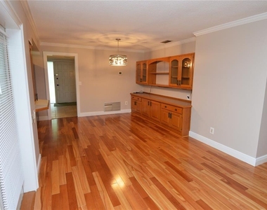 981 Damrosch Street - Photo Thumbnail 21