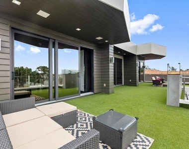 5131 W Neptune Way - Photo Thumbnail 77