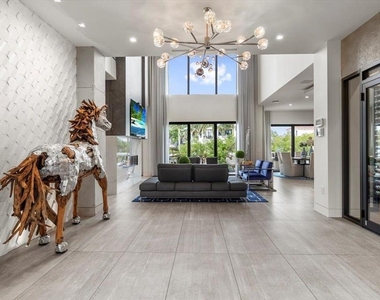 5131 W Neptune Way - Photo Thumbnail 17