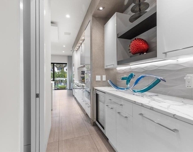 5131 W Neptune Way - Photo Thumbnail 15