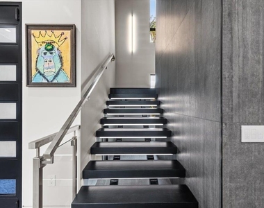 5131 W Neptune Way - Photo Thumbnail 30