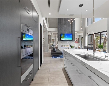 5131 W Neptune Way - Photo Thumbnail 10