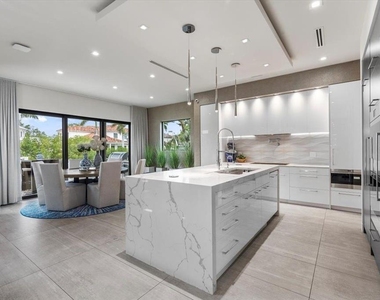 5131 W Neptune Way - Photo Thumbnail 13