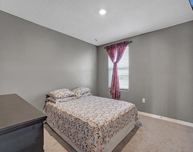 7850 Sail Clover Lane - Photo Thumbnail 17