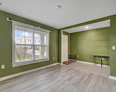 7850 Sail Clover Lane - Photo Thumbnail 3