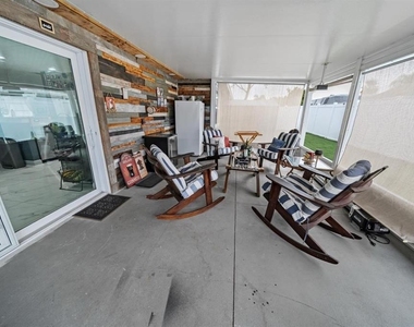 3549 Rockaway Drive - Photo Thumbnail 12