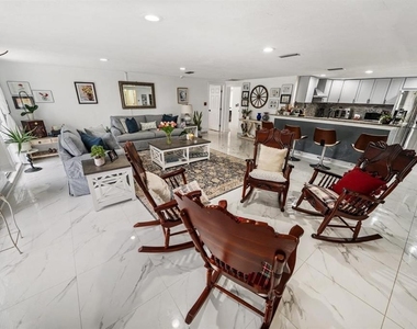 3549 Rockaway Drive - Photo Thumbnail 2